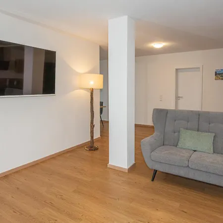 Alpenblick 2, Im Allgaeu, Bergblick Pur - Neueroeffnung! Apartment Halblech